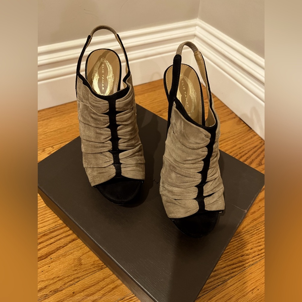 ELIE TAHARI heels